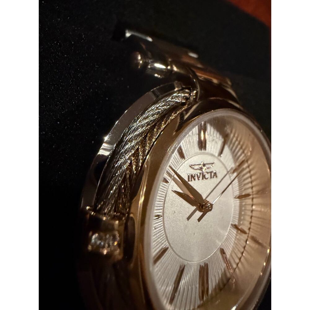 Invicta Bolt Lady 37693 Two-Tone Rose Gold Silver Watch
40mm - Picture 2 of 3